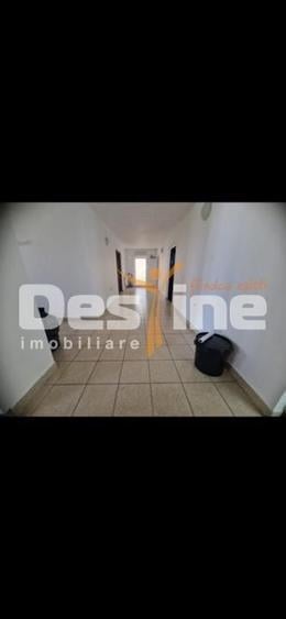 Casă individuală cu 7 camere cu Canalizare în Păulești