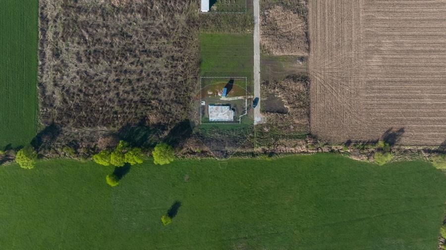 Teren intravilan de 668 mp, în Sânpetru