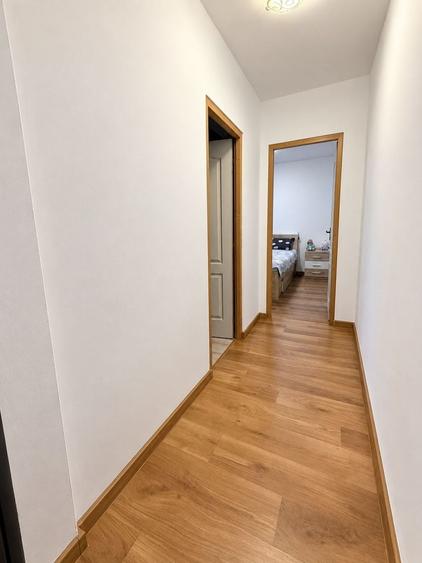 Apartament cu 3 camere semidecomandat în Complex Studențesc