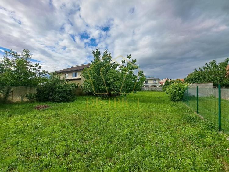 Teren Construcții intravilan de 600 mp, în Dumbrăvița
