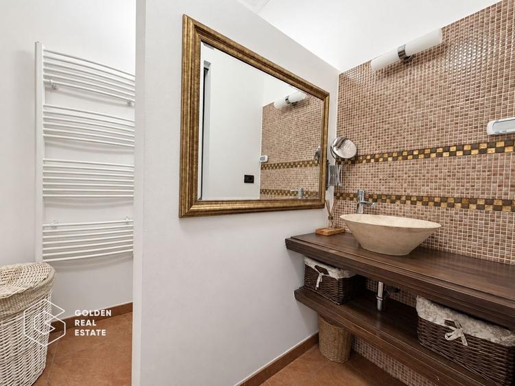 Apartament cu 3 camere decomandat, mobilat în Ultracentral