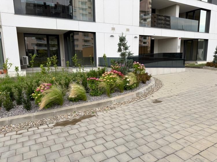 Apartament cu 2 camere semidecomandat, mobilat în Aviației