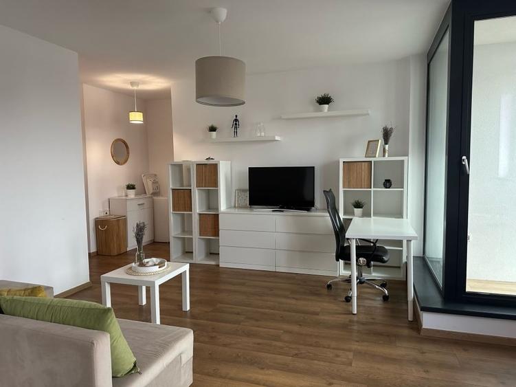 Apartament cu 2 camere decomandat, mobilat în Take Ionescu