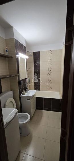 Apartament cu 3 camere decomandat în Tudor