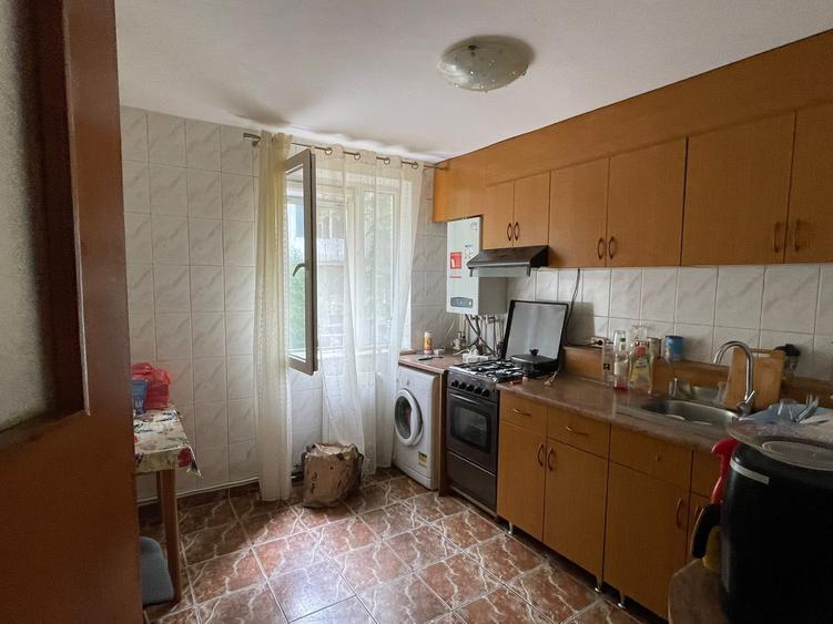 2 camere Drumul Taberei metrou Lujerului zona Politehnica - 11