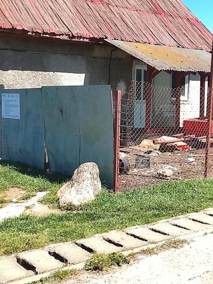 Casă cu 2 camere cu Teren 460 Mp în Marga