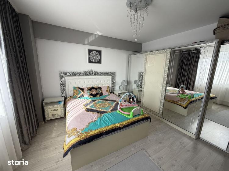 Apartament cu 3 camere decomandat, mobilat în Brătianu
