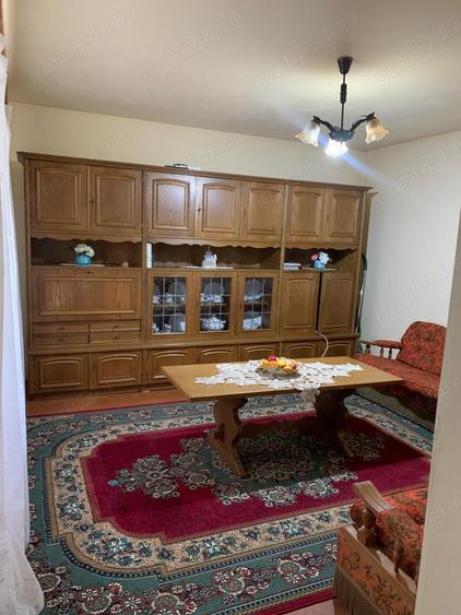 Casă cu 4 camere în Sânnicolau Mare