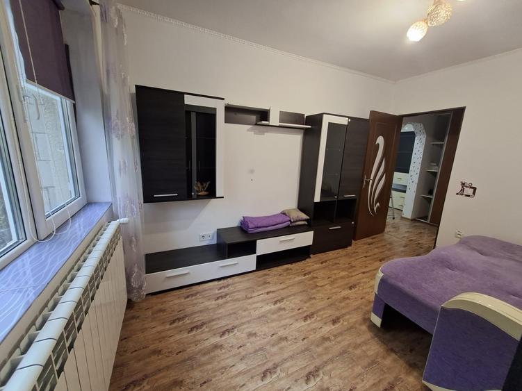 Apartament cu 2 camere semidecomandat în Mihai Viteazul