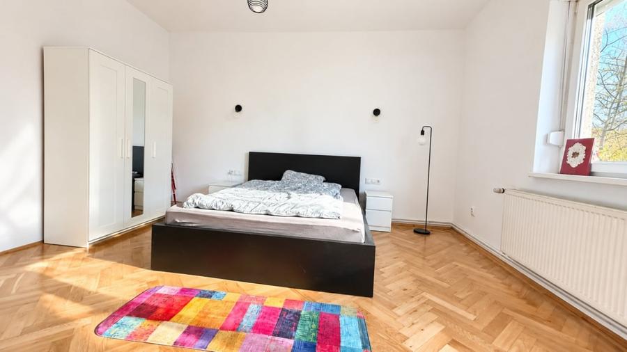 Apartament cu 3 camere decomandat, mobilat în Central