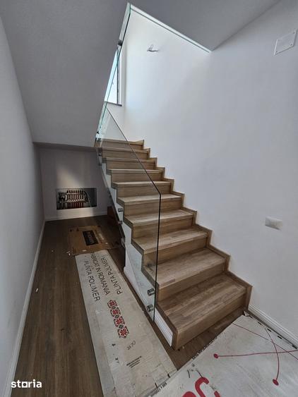 Casă cu 4 camere cu Teren 335 Mp în Trivale