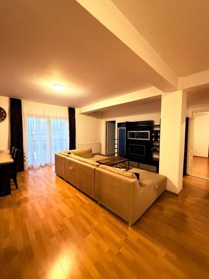 Apartament cu 3 camere decomandat în Micălaca