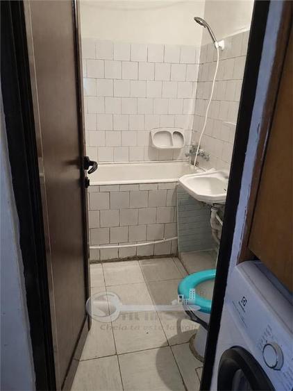 Apartament cu 3 camere decomandat în Mircea cel Bătrân