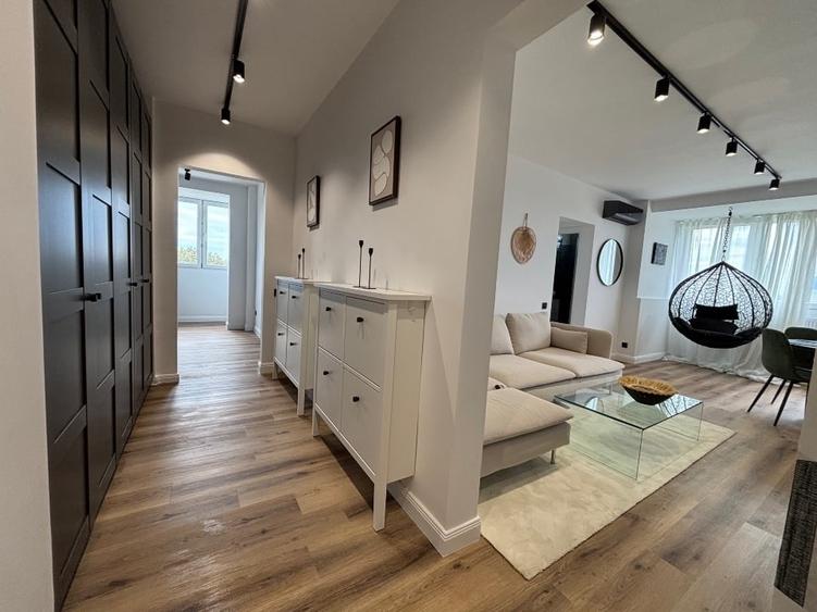 Apartament cu 3 camere semidecomandat, mobilat în Floreasca