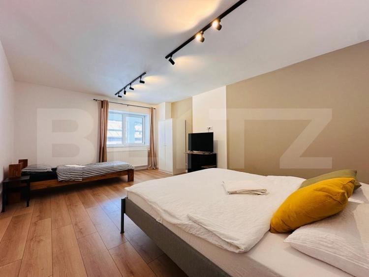 Hotel/Pensiune, de 447 mp, în Schei
