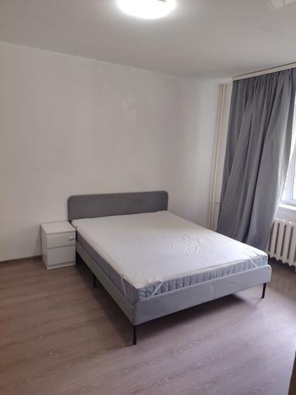 Apartament decomandat în Olteniței