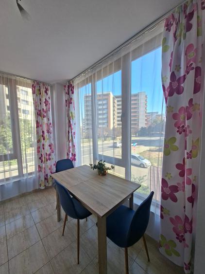 Apartament cu 2 camere semidecomandat în Aradului