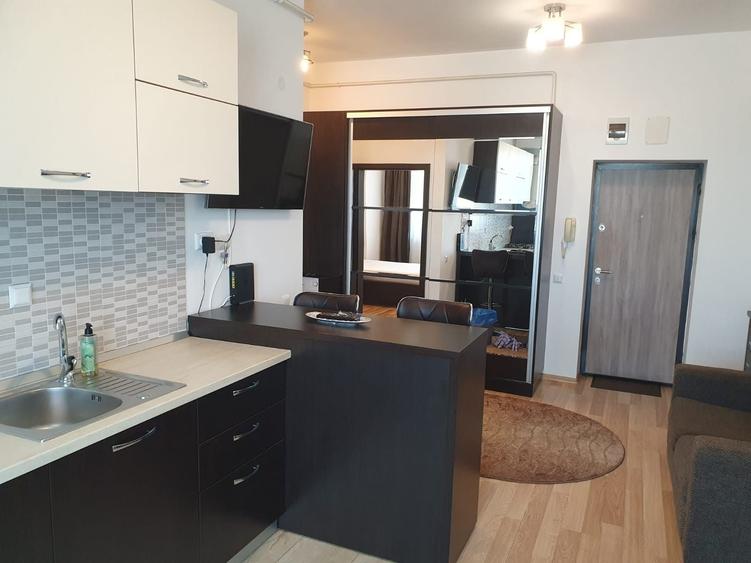 Apartament cu 2 camere semidecomandat în Galata