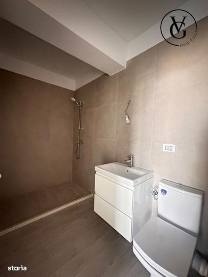Apartament cu 3 camere semidecomandat în Nord