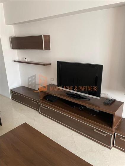 Apartament cu 3 camere decomandat, mobilat în 1 Decembrie
