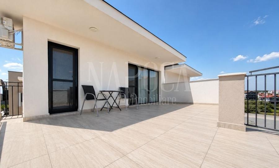 Penthouse cu 2 camere semidecomandat în Nufărul