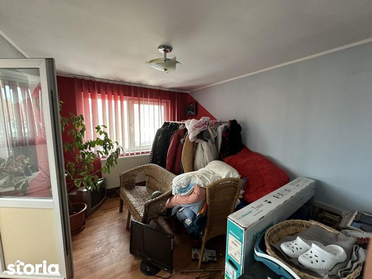 Casă cu 6 camere cu Teren 350 Mp în Ighiu