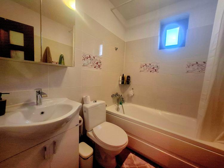 Casă caldă cu șemineu pe lemne și curte superbă – Direct proprietar - 35