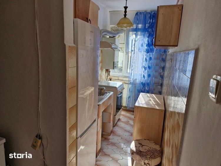 Apartament cu 3 camere semidecomandat în Olari