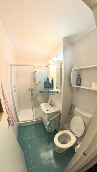 Apartament cu 3 camere decomandat în 7 Noiembrie