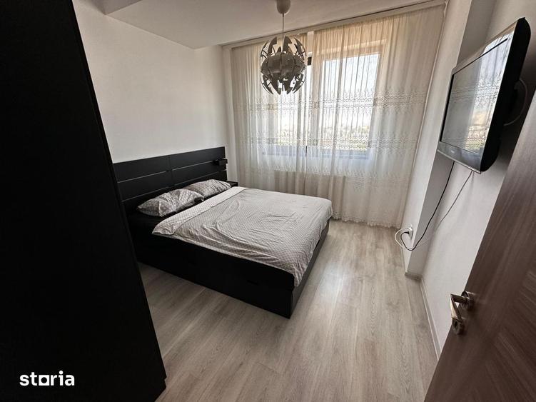 Apartament cu 2 camere, mobilat în Regie