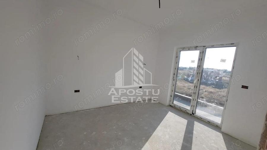Casă cu 4 camere cu Teren 350 Mp în Giarmata