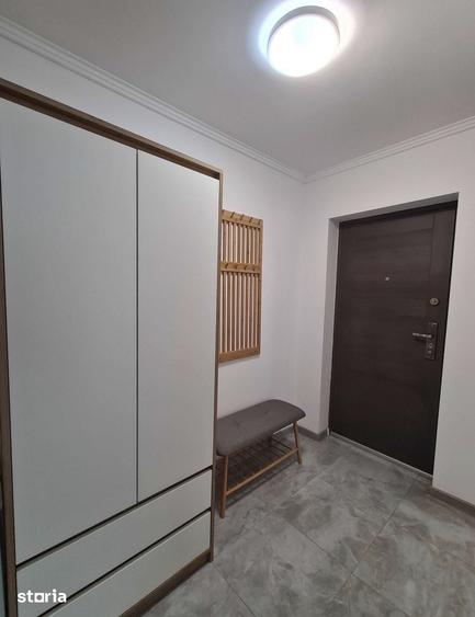 Apartament cu 2 camere decomandat în Calarași 4