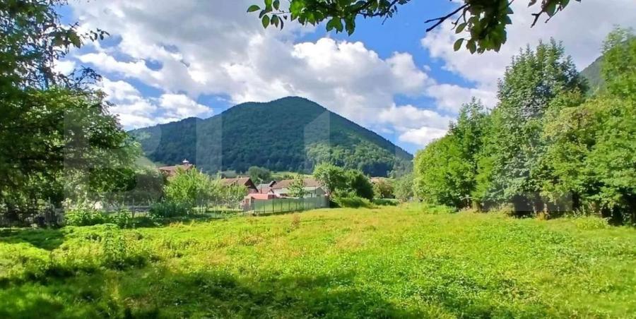 Casă individuală cu 3 camere cu Canalizare în Zărnești