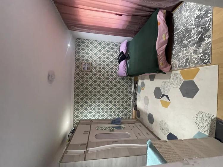 Casă cu 5 camere în Central