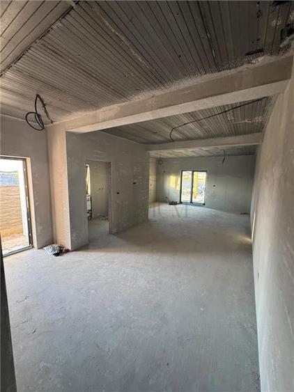 Duplex cu 3 camere cu Teren 342 Mp în Șag