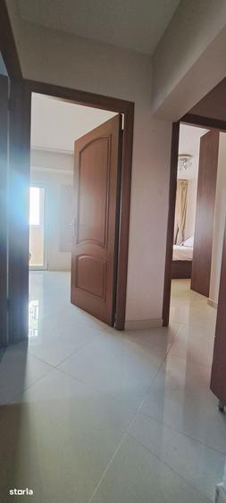 Apartament cu 3 camere decomandat în Tei