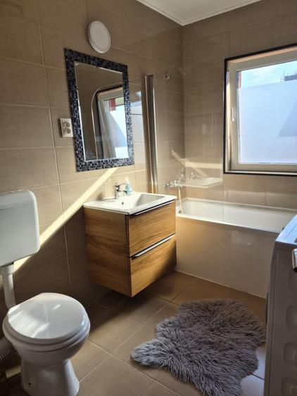 Apartament cu 3 camere în Bună Ziua