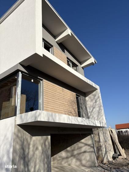 Casă cu 4 camere cu Teren 600 Mp în Baciu
