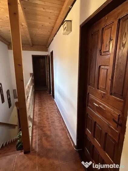 Casă cu 4 camere cu Teren 344 Mp în Central