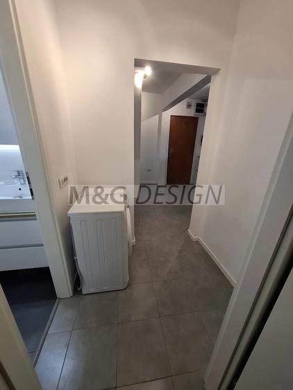 Apartament cu 3 camere decomandat în Dâmbovița