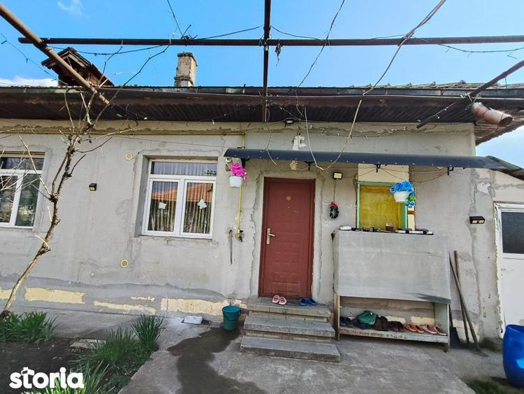 Casă cu 3 camere cu Canalizare în 1 Mai