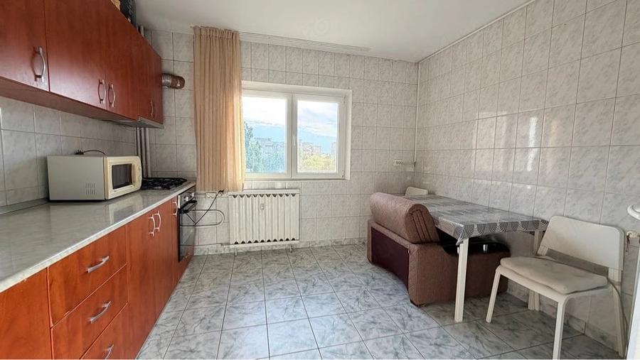 Apartament cu 2 camere decomandat în Berceni