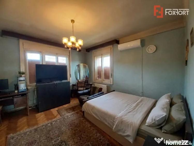 Casă cu 5 camere cu Teren 337 Mp în Crișan