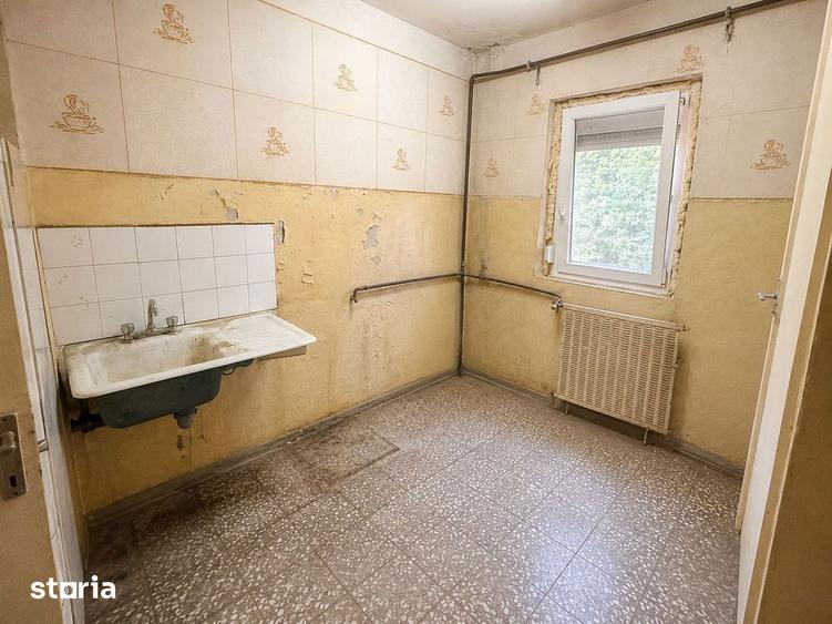 Apartament cu 3 camere decomandat în Șagului