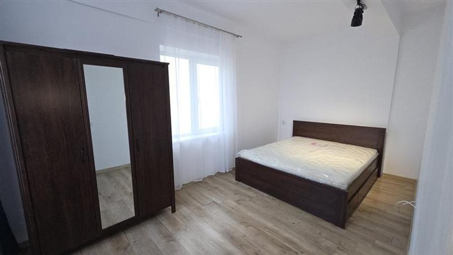 Apartament cu 2 camere semidecomandat, mobilat în Mănăștur