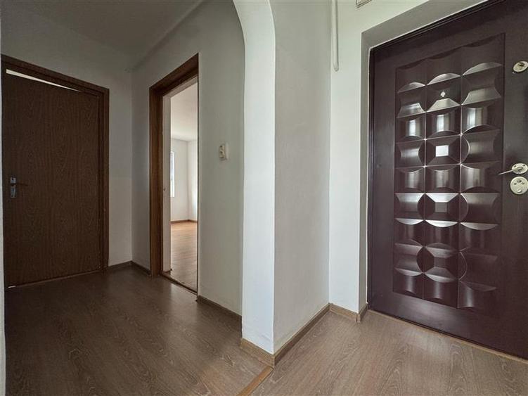 Apartament cu 2 camere decomandat în Frumoasa