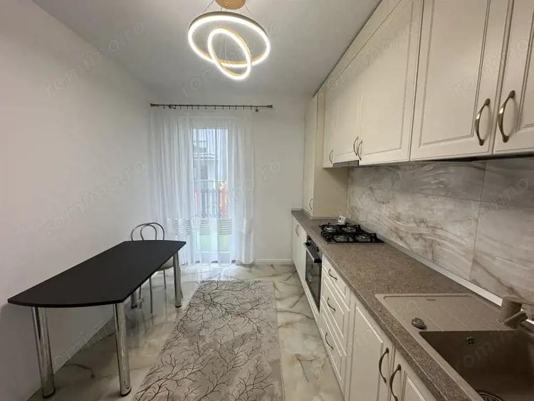 Apartament cu 2 camere decomandat în Turnișor