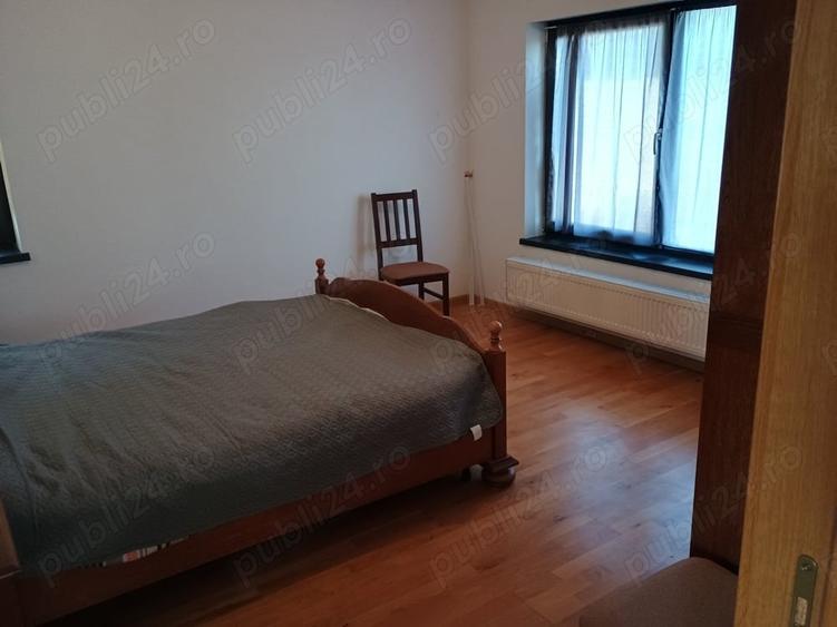 Casă cu 2 camere în Central