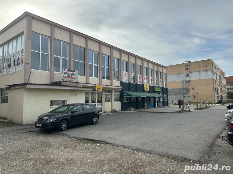 Spațiu comercial, de 1,200 mp, în Codlea