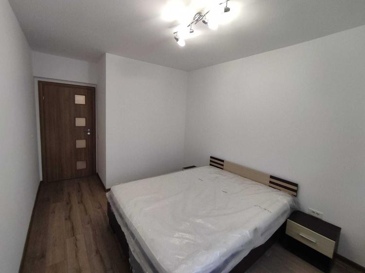 Apartament cu 2 camere semidecomandat în Apărătorii Patriei